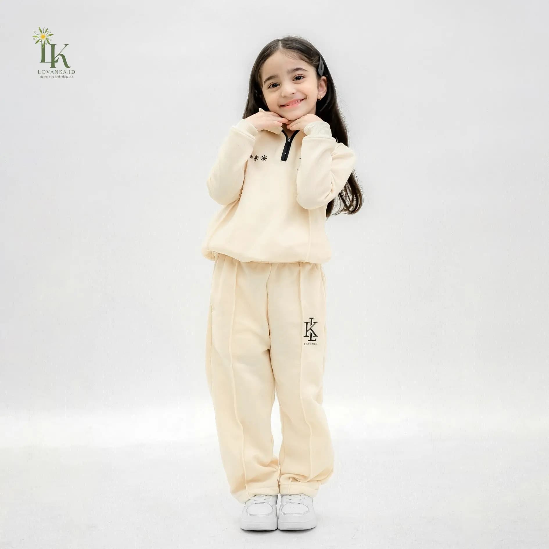 Solusi Gaya Kalcer Maksimal: Jaket Setelan One Set Anak